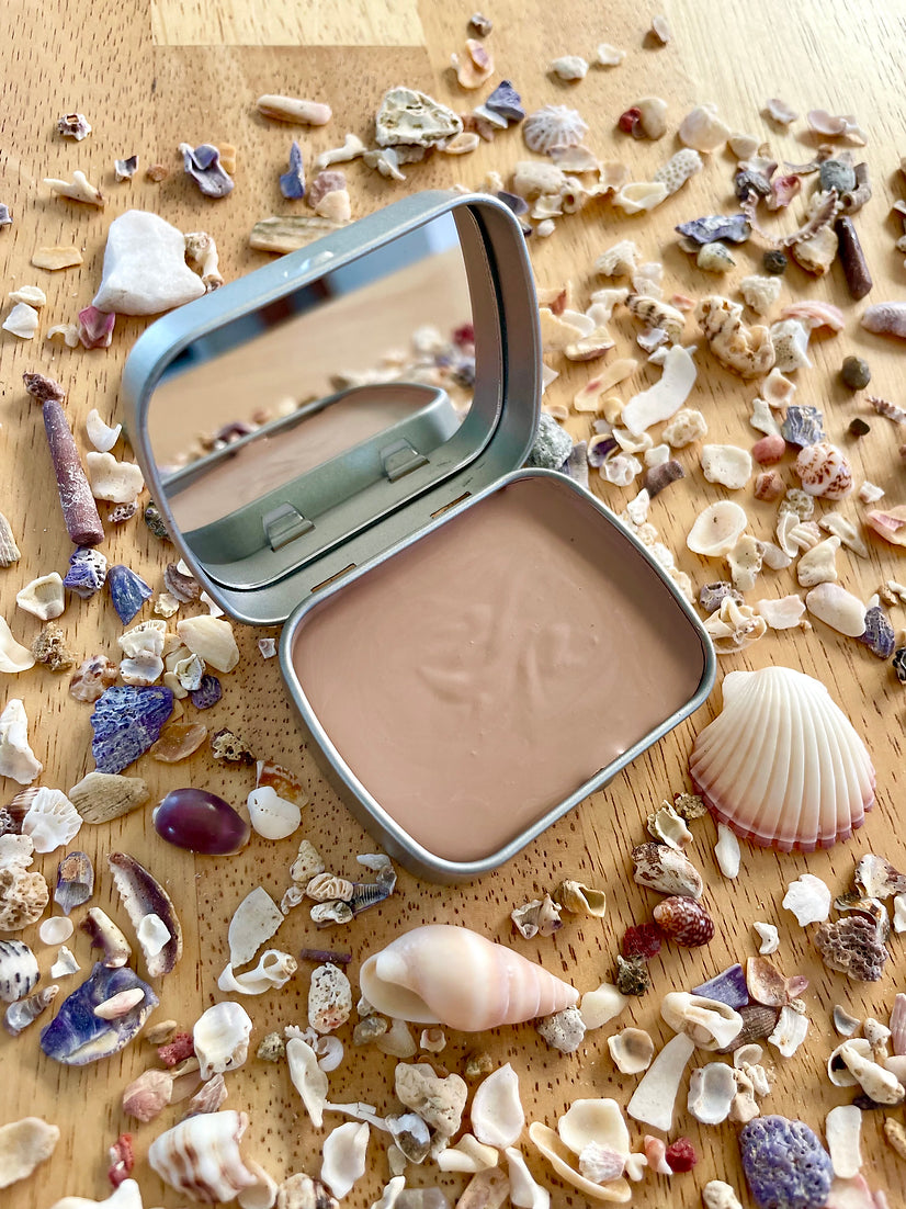 Face Jam’s all-natural zinc sunscreen – ideal for surfing, hiking, and outdoor activities.